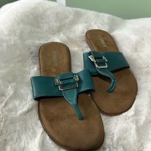 NWOT  aerosoles teal sandals, size 7.5
